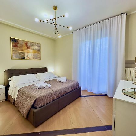 Salento Sweet Home - Obelisco Luxury Apartment Lecce Exterior photo