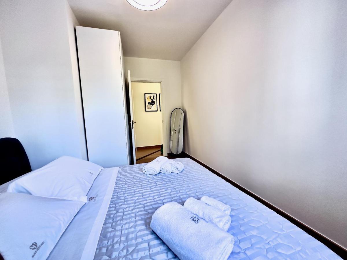 Salento Sweet Home - Obelisco Luxury Apartment Lecce Exterior photo